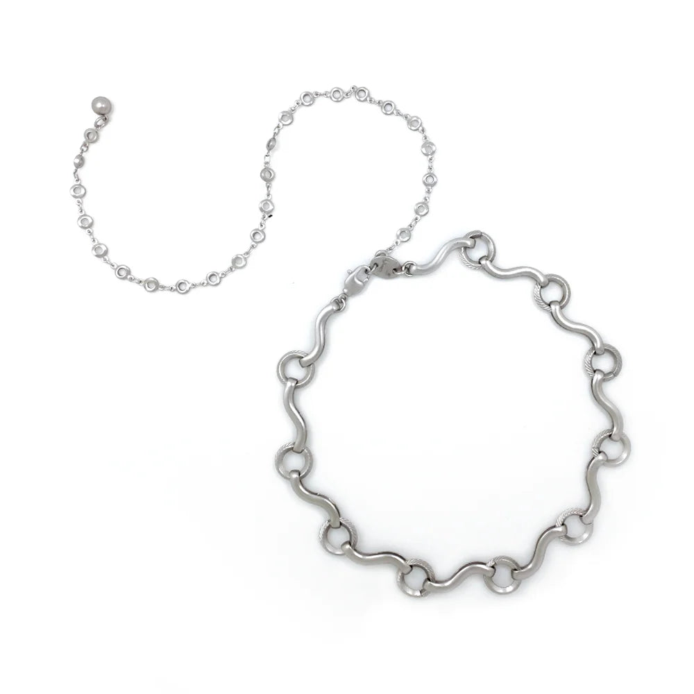 Smoke Rings Choker Necklace