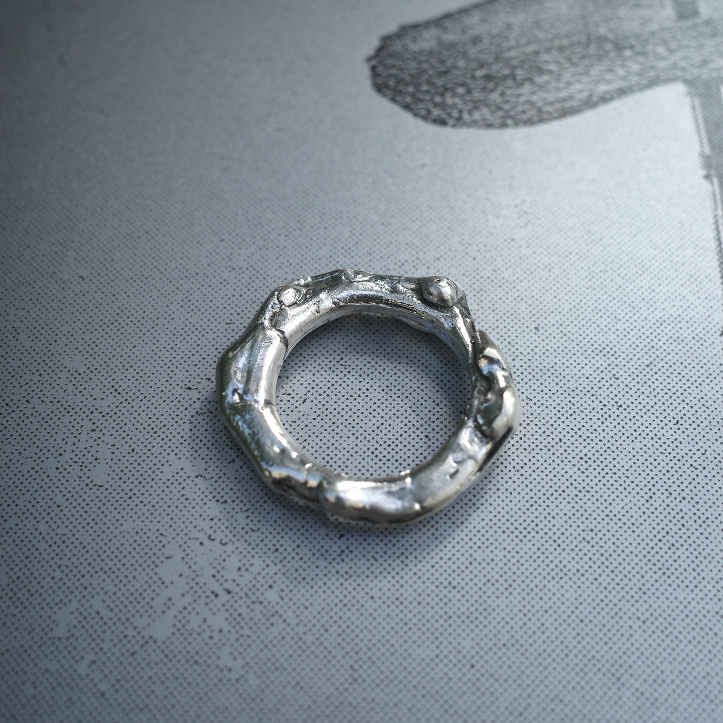 Monolith – Brutalist Unisex Ring