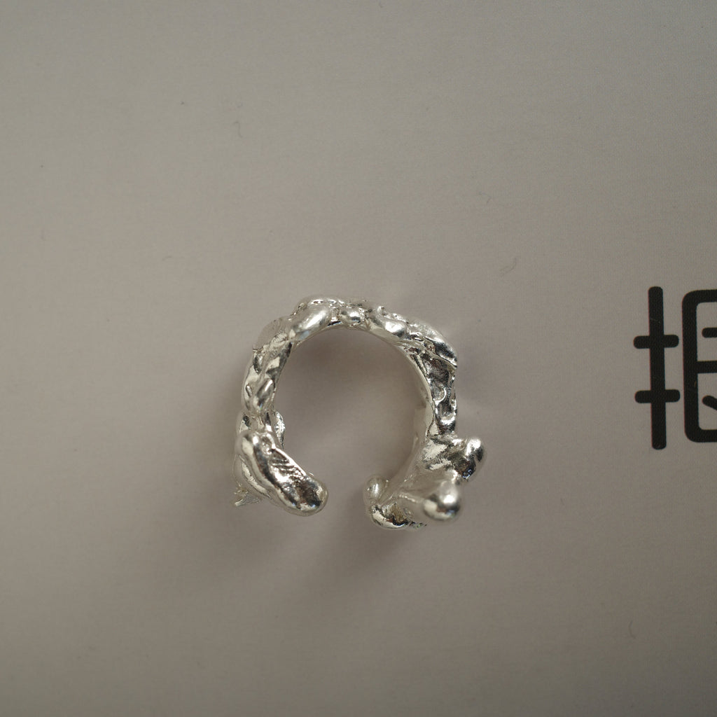 Unisex Liquid Flow Ring